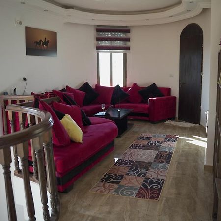 Relaxing Oasis Villa Вади Муса Екстериор снимка